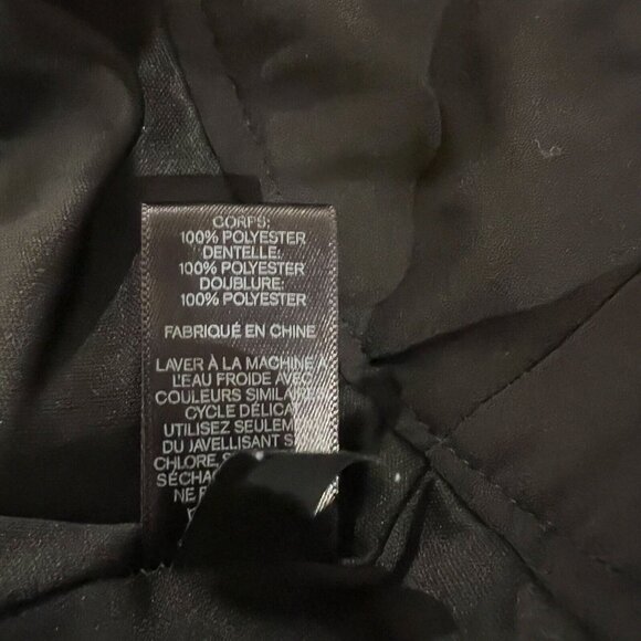 Express Pleated Skirt 4 Black Lined Lace Detail Bottom Midi Side Zip Closure - Picture 7 of 10